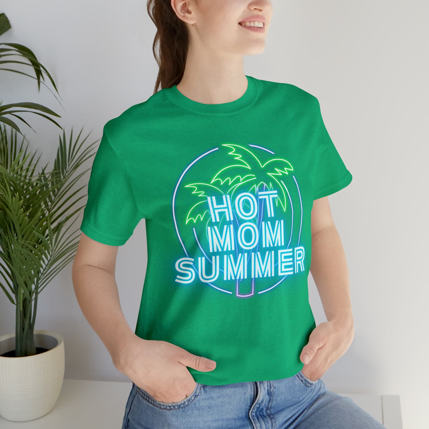 Hot Mom Summer, Shirt