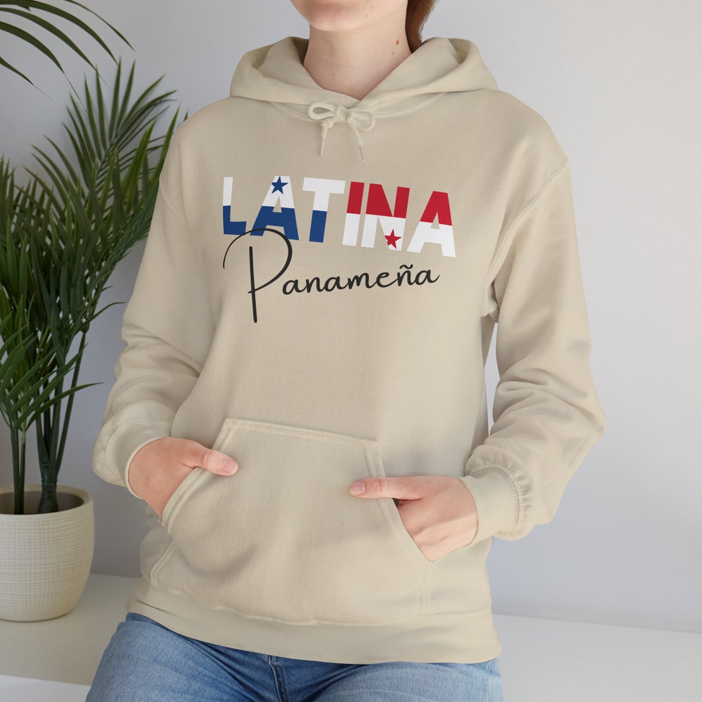 Latina Panameña, Hoodie