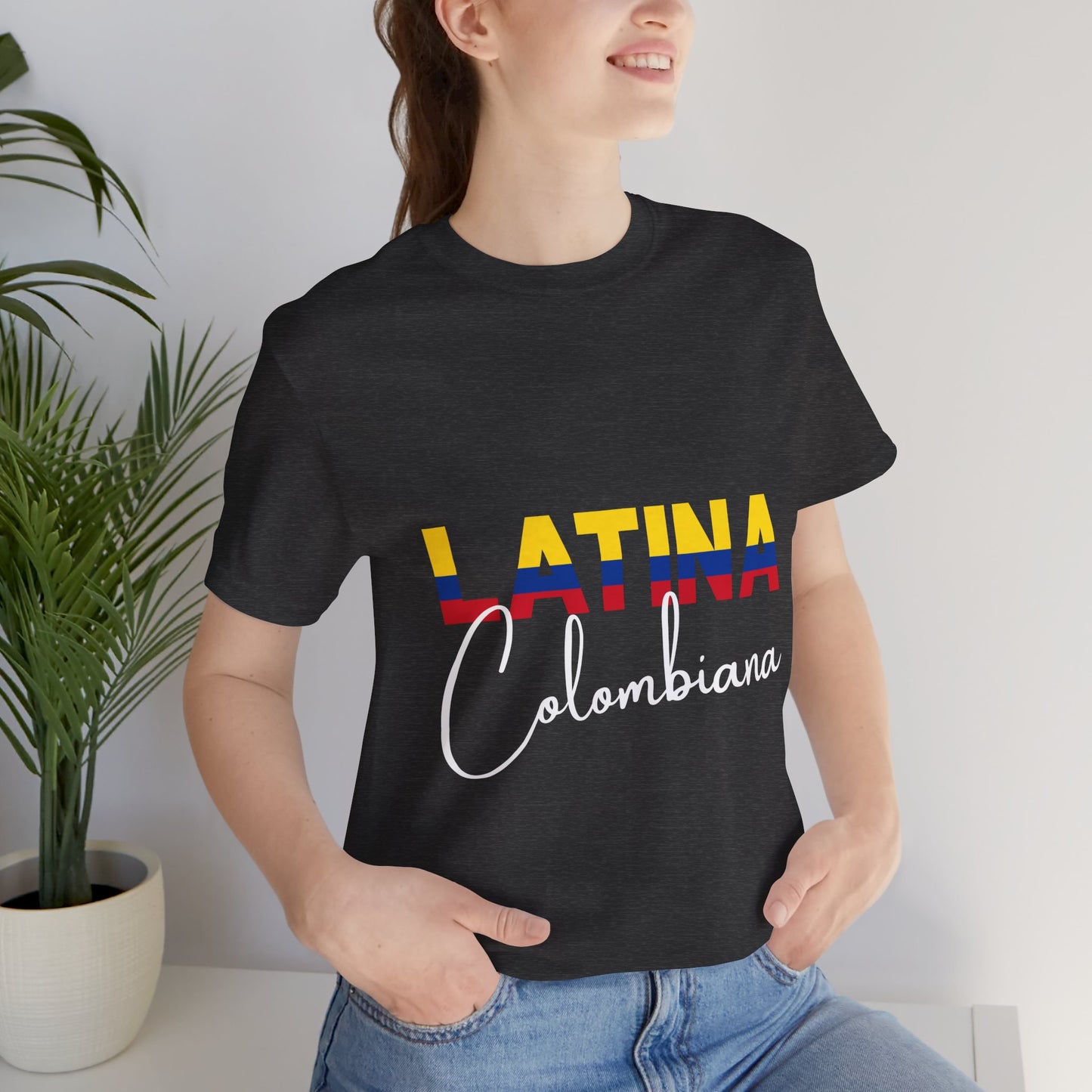 Latina Colombiana, Shirt - Colombian Latina Pride Graphic Tee for Women
