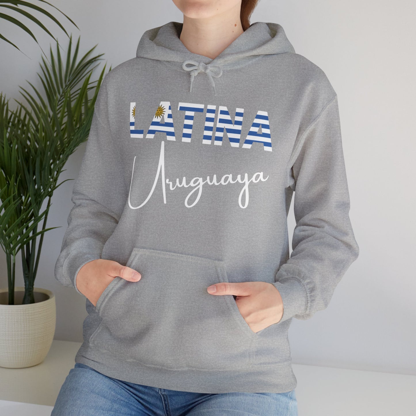 Latina Uruguaya, Hoodie