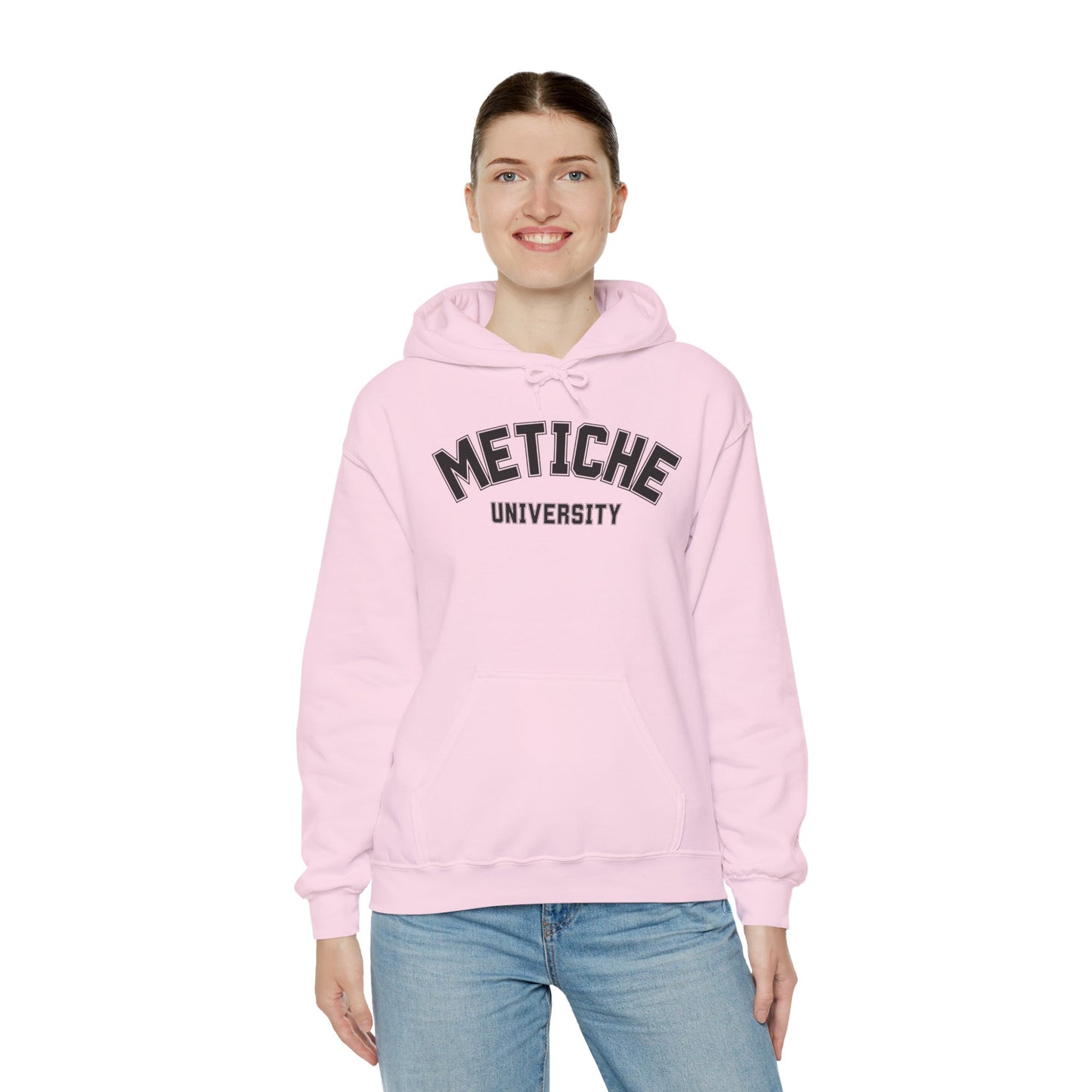 Metiche University, Hoodie