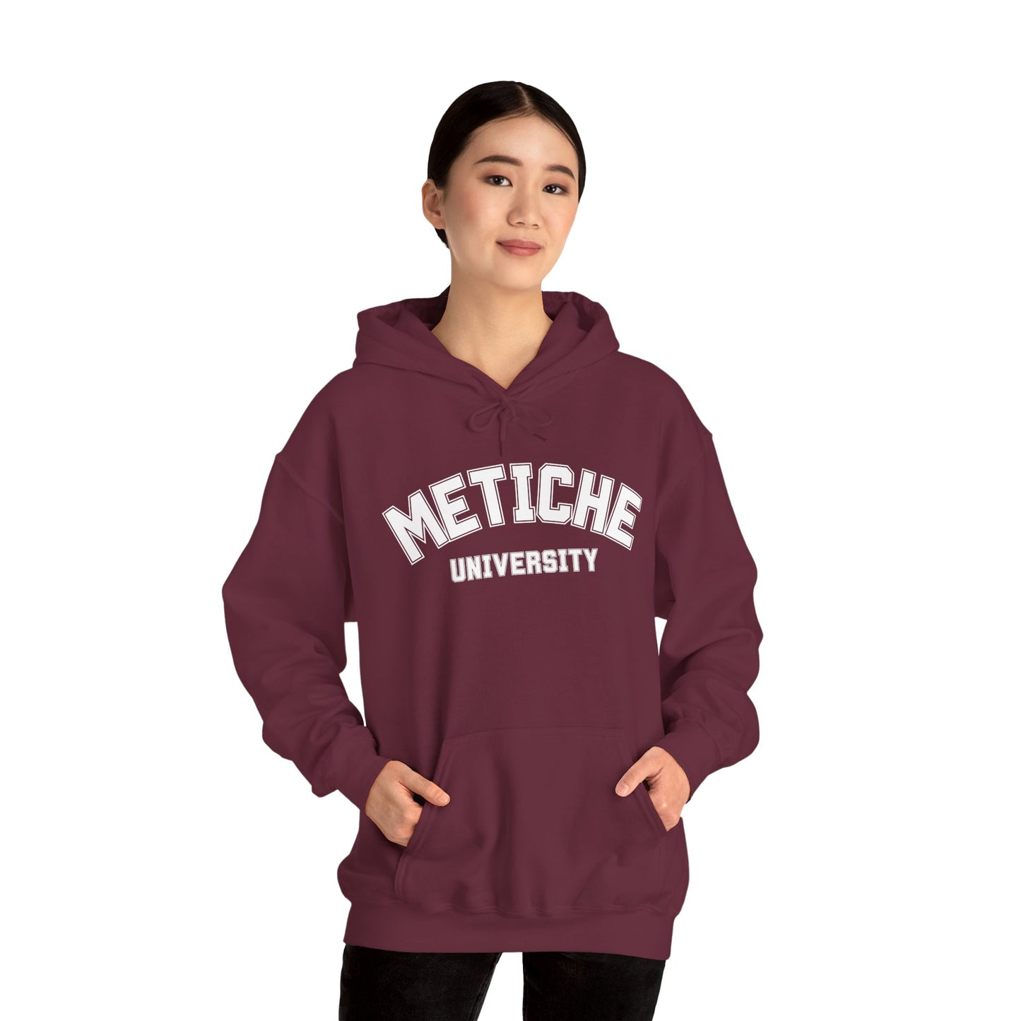 Metiche University, Hoodie