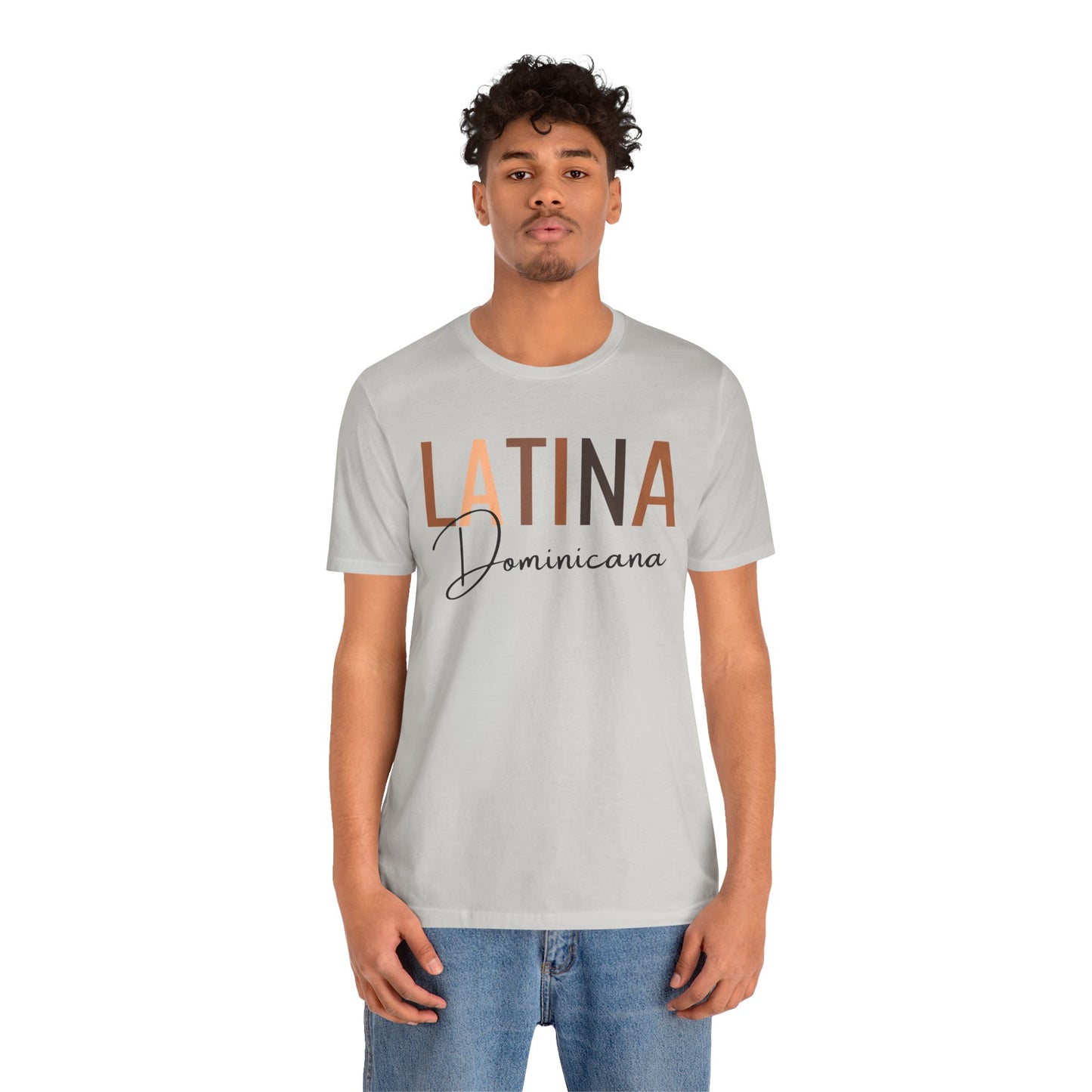 Latina Dominicana, Shirt