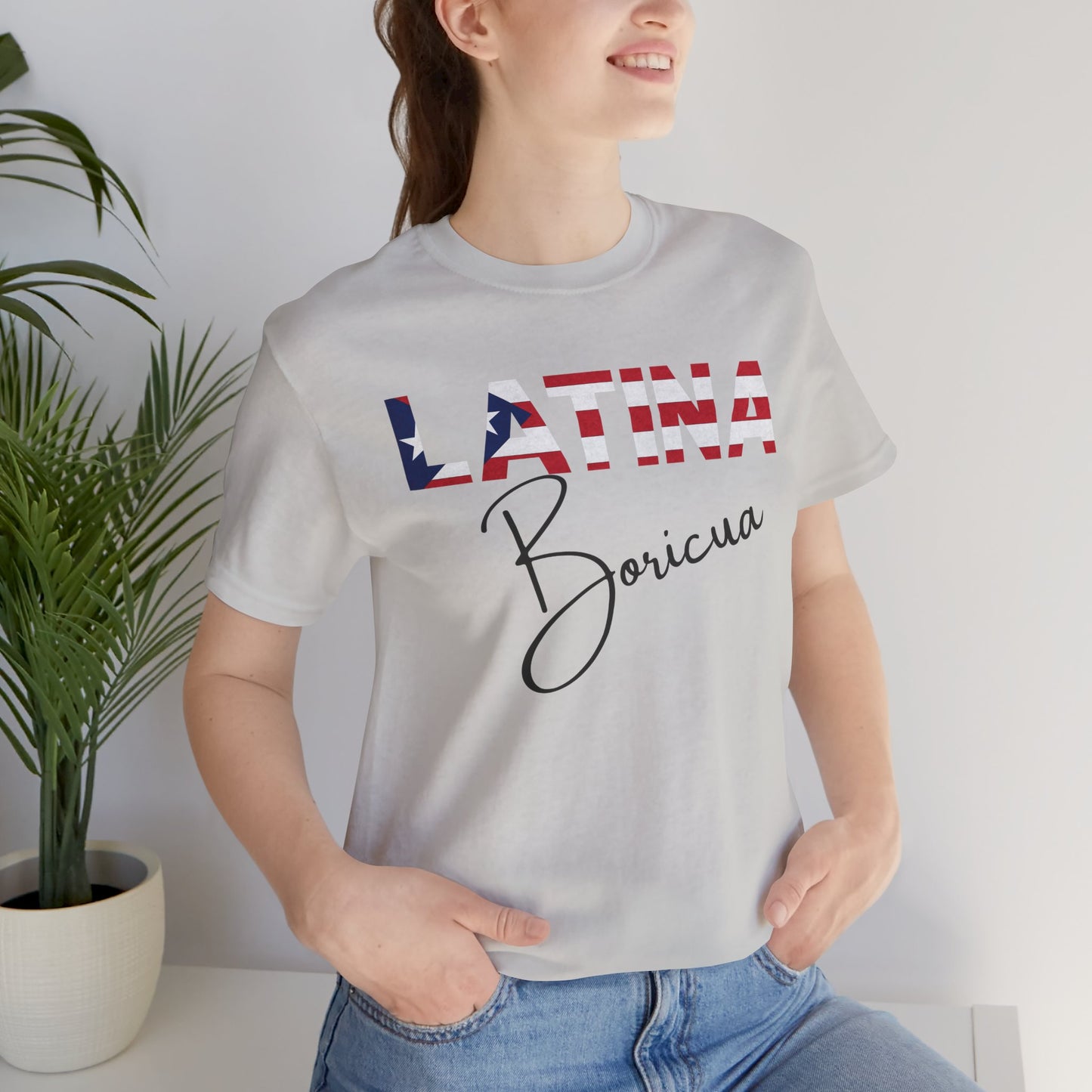 Latina Boricua, Shirt
