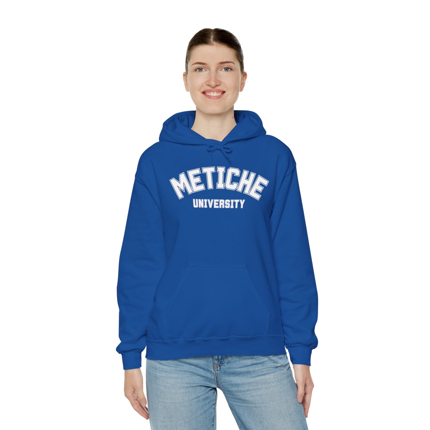 Metiche University, Hoodie