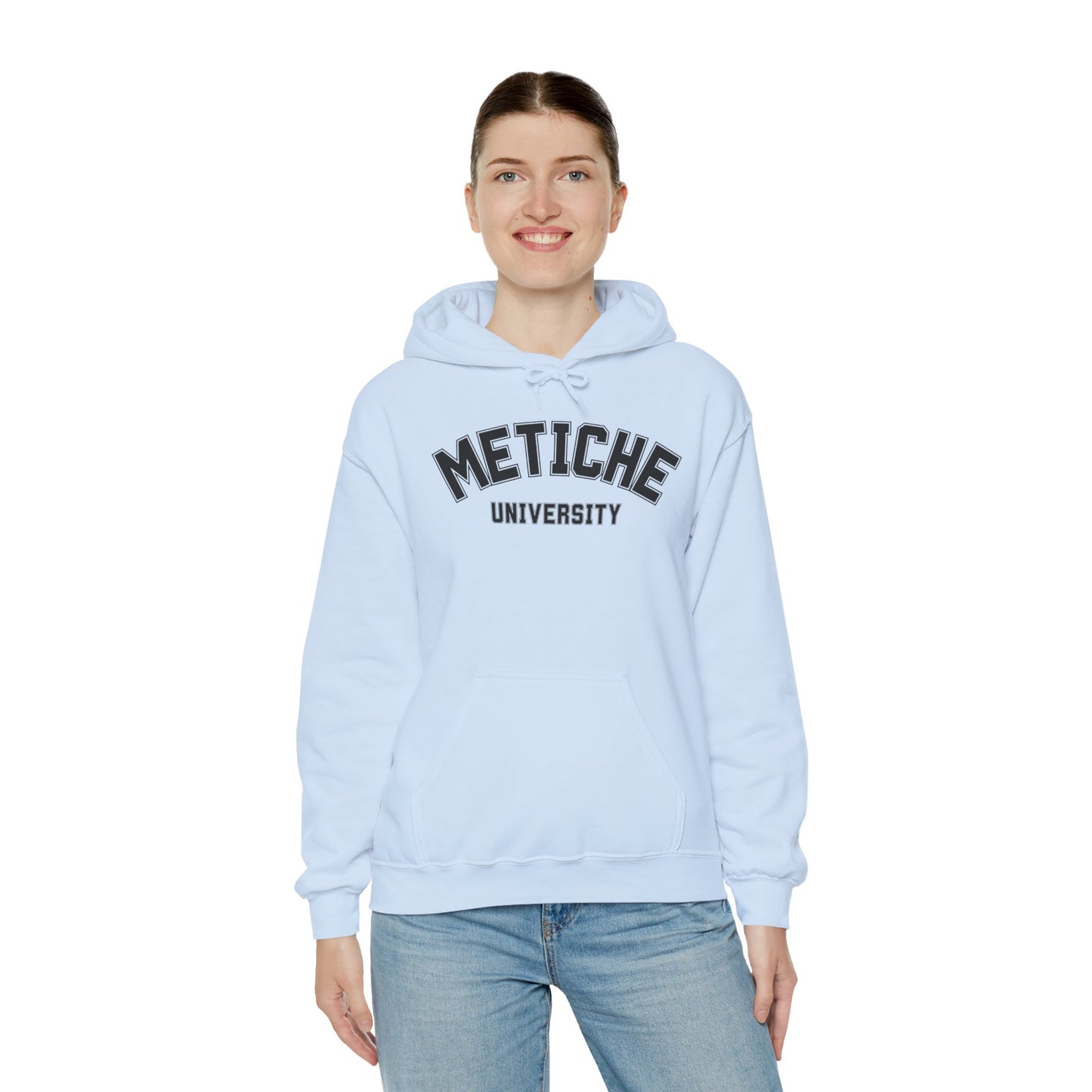 Metiche University, Hoodie