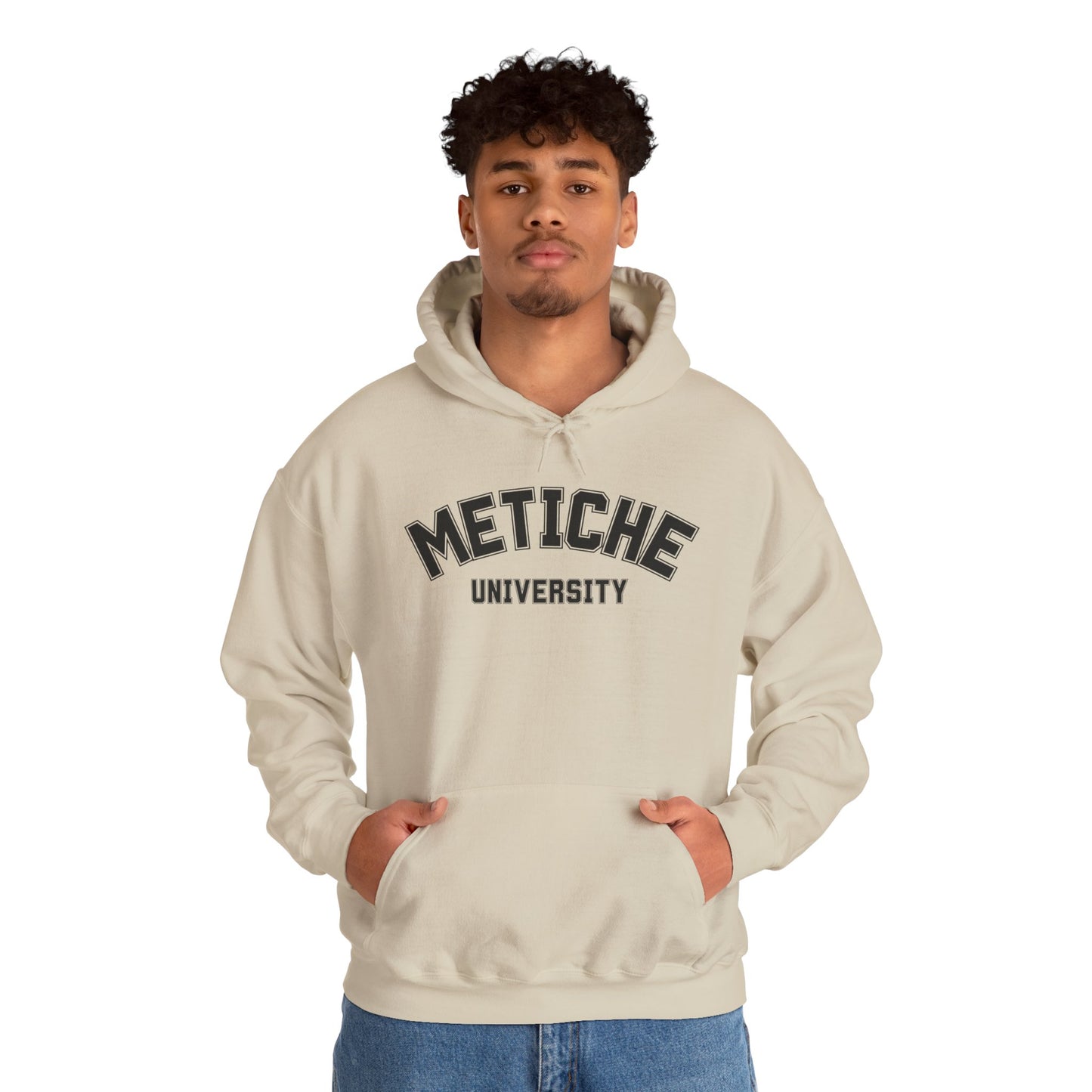 Metiche University, Hoodie