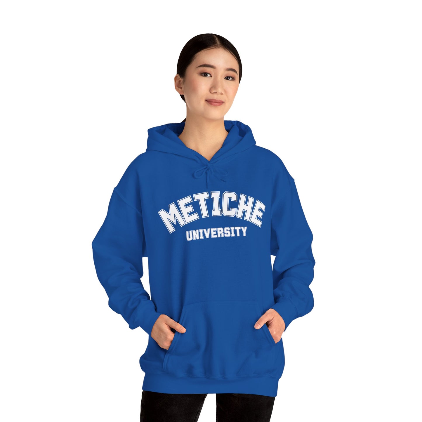 Metiche University, Hoodie