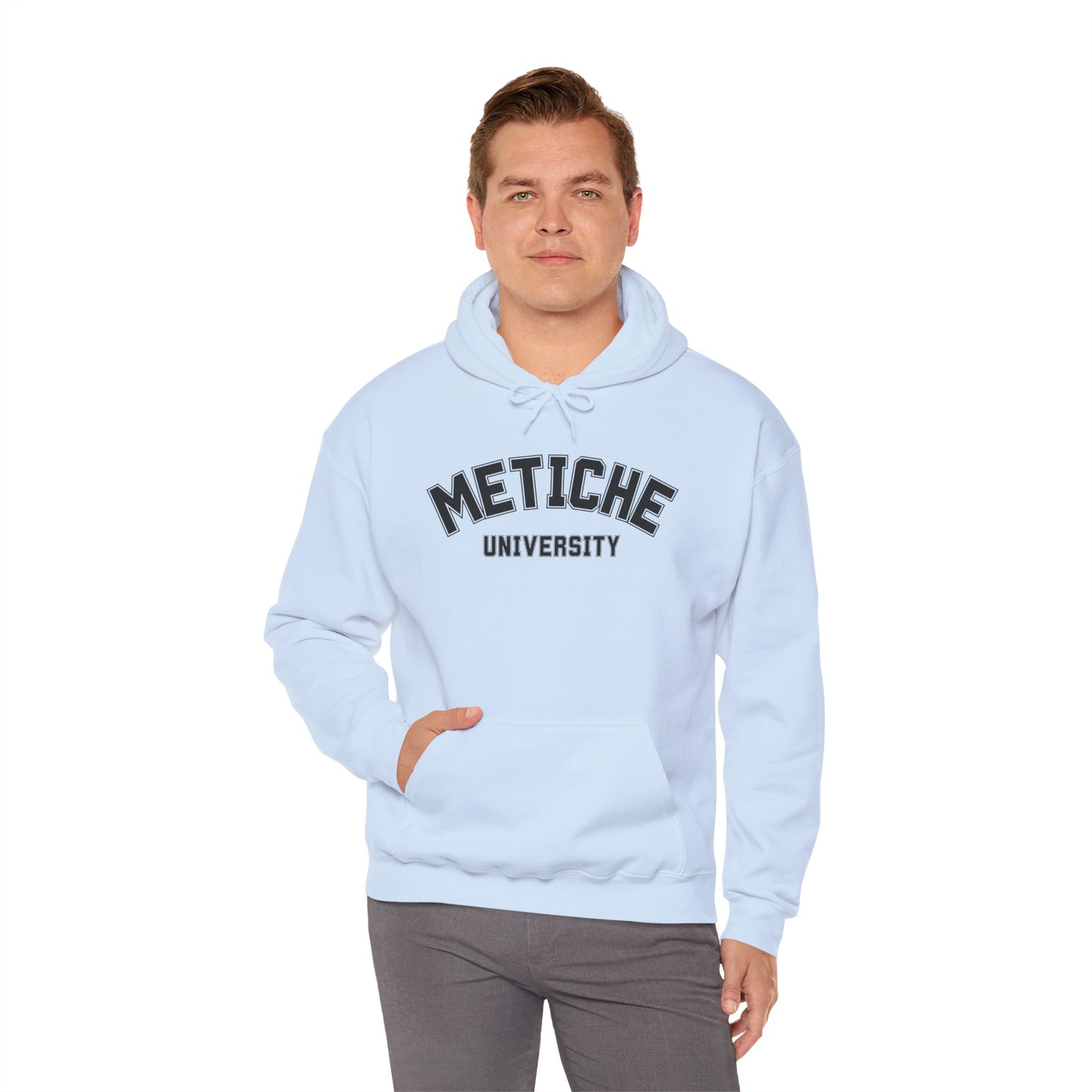 Metiche University, Hoodie