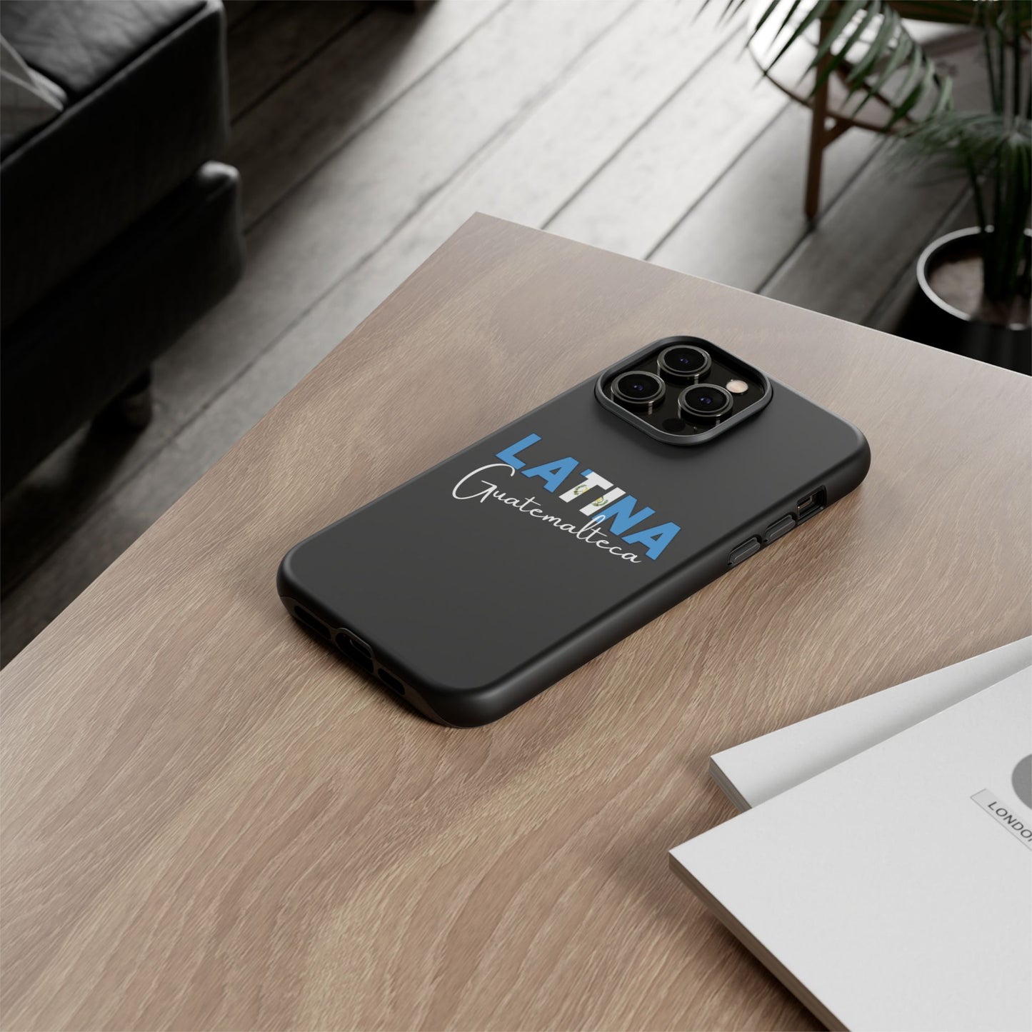 Latina Guatemalteca, Tough Phone Case