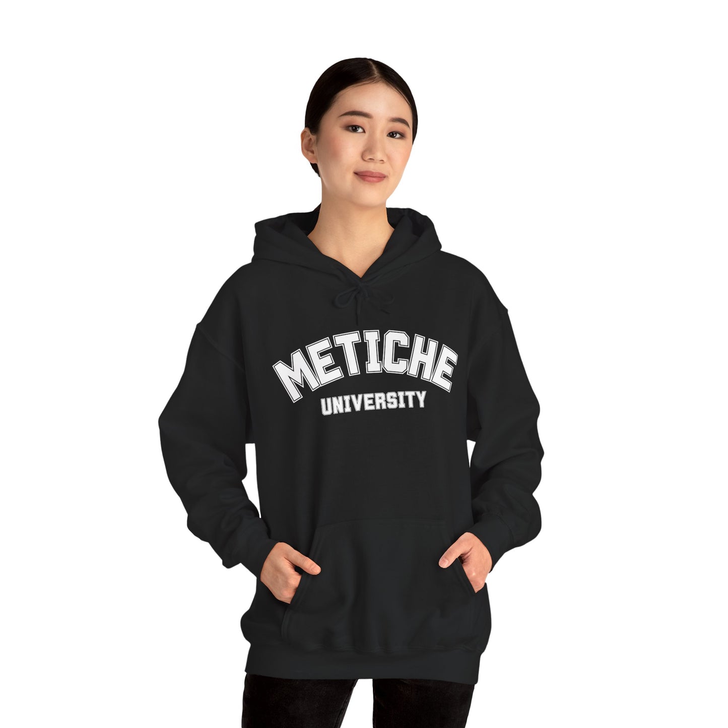 Metiche University, Hoodie