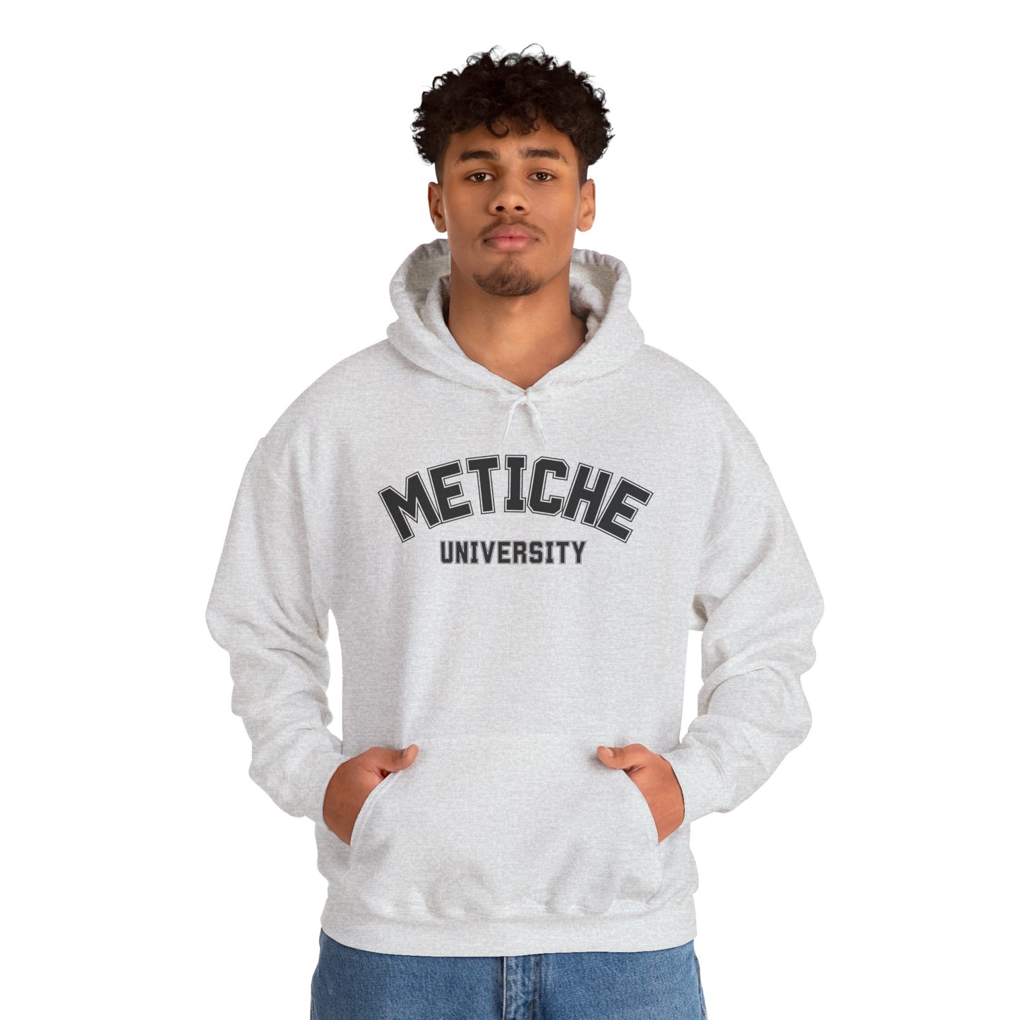 Metiche University, Hoodie