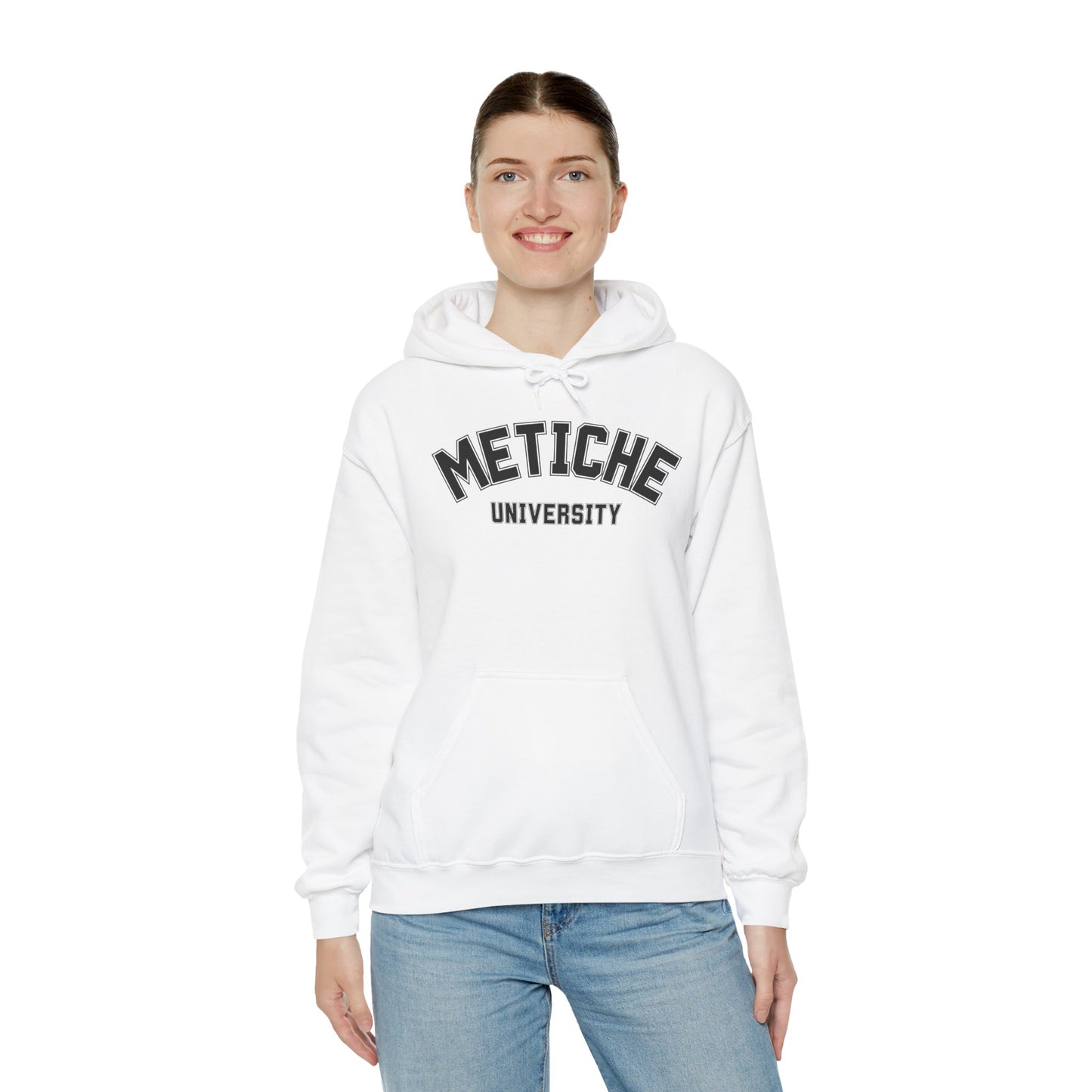 Metiche University, Hoodie