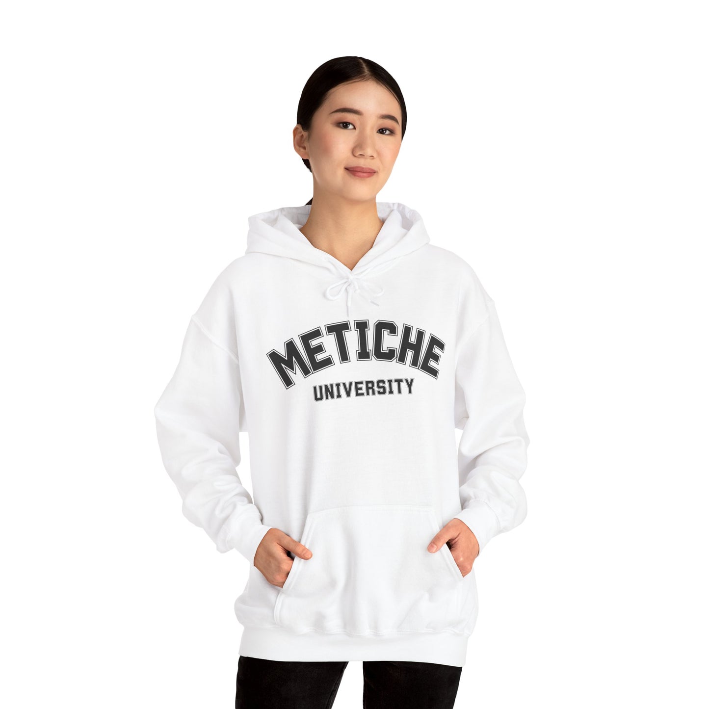 Metiche University, Hoodie