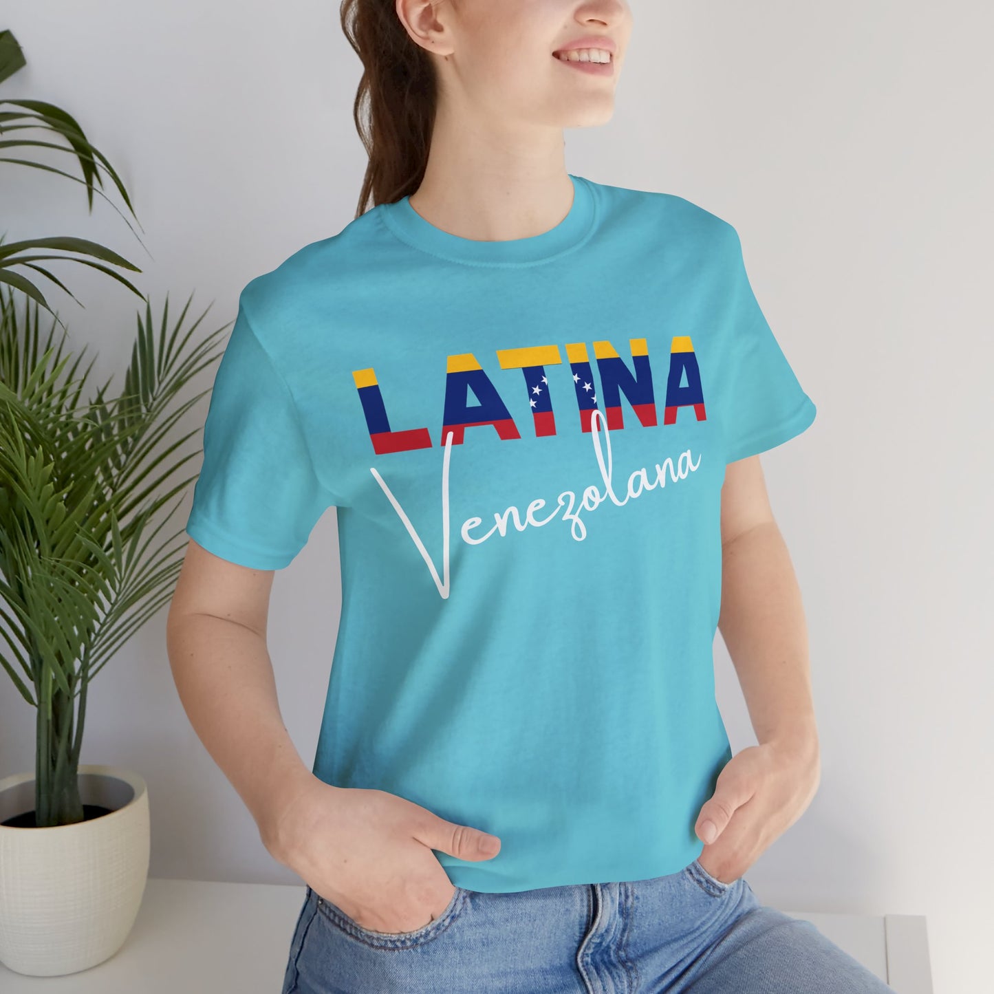 Latina Venezolana, Shirt