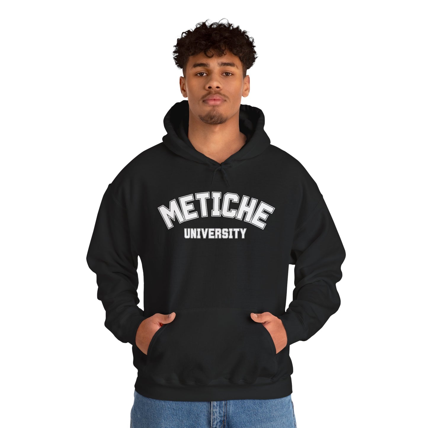 Metiche University, Hoodie