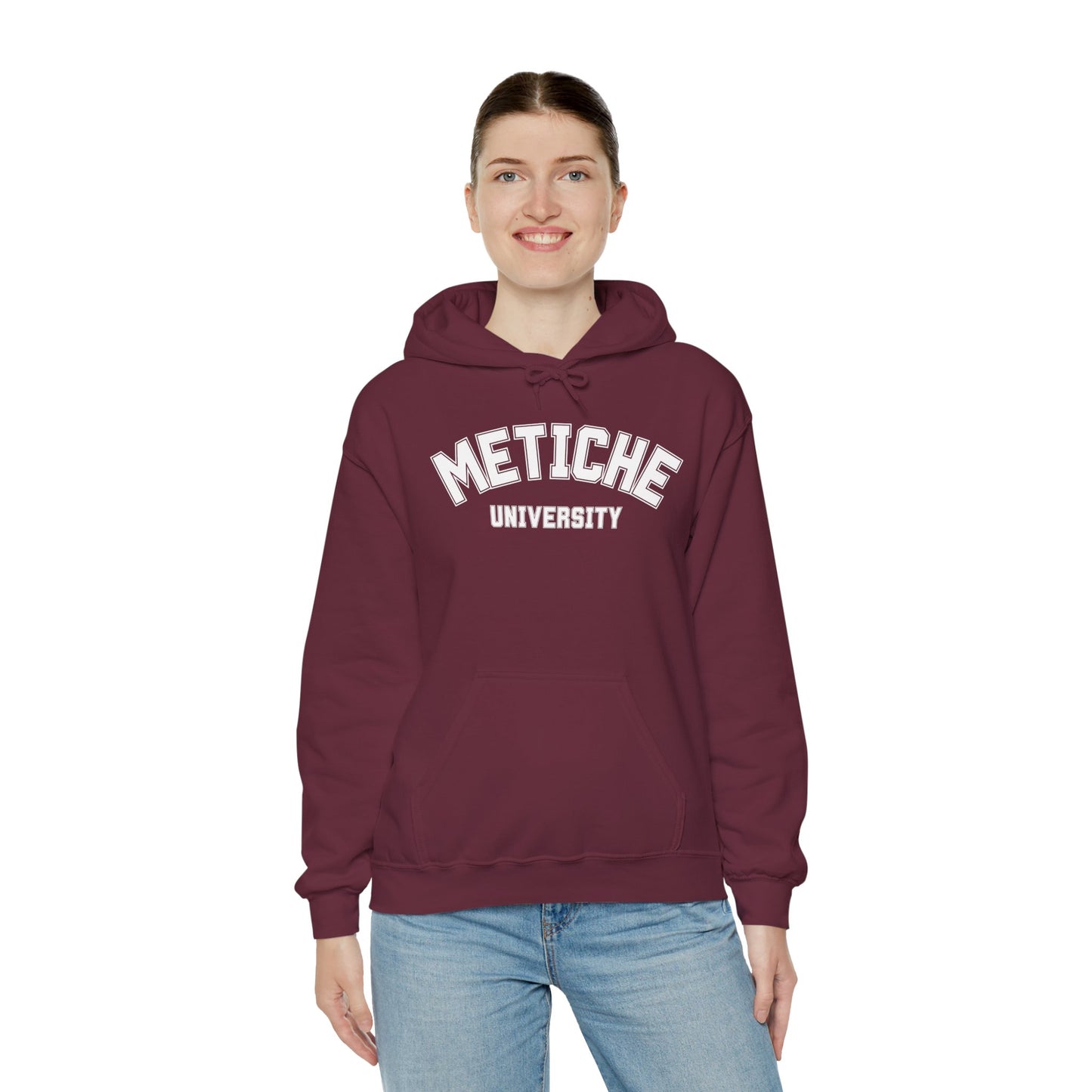 Metiche University, Hoodie