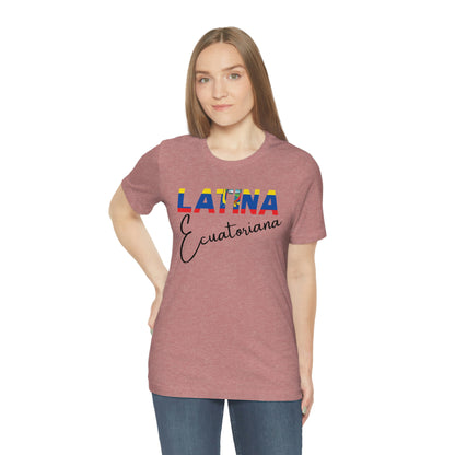 Latina Ecuatoriana, Shirt