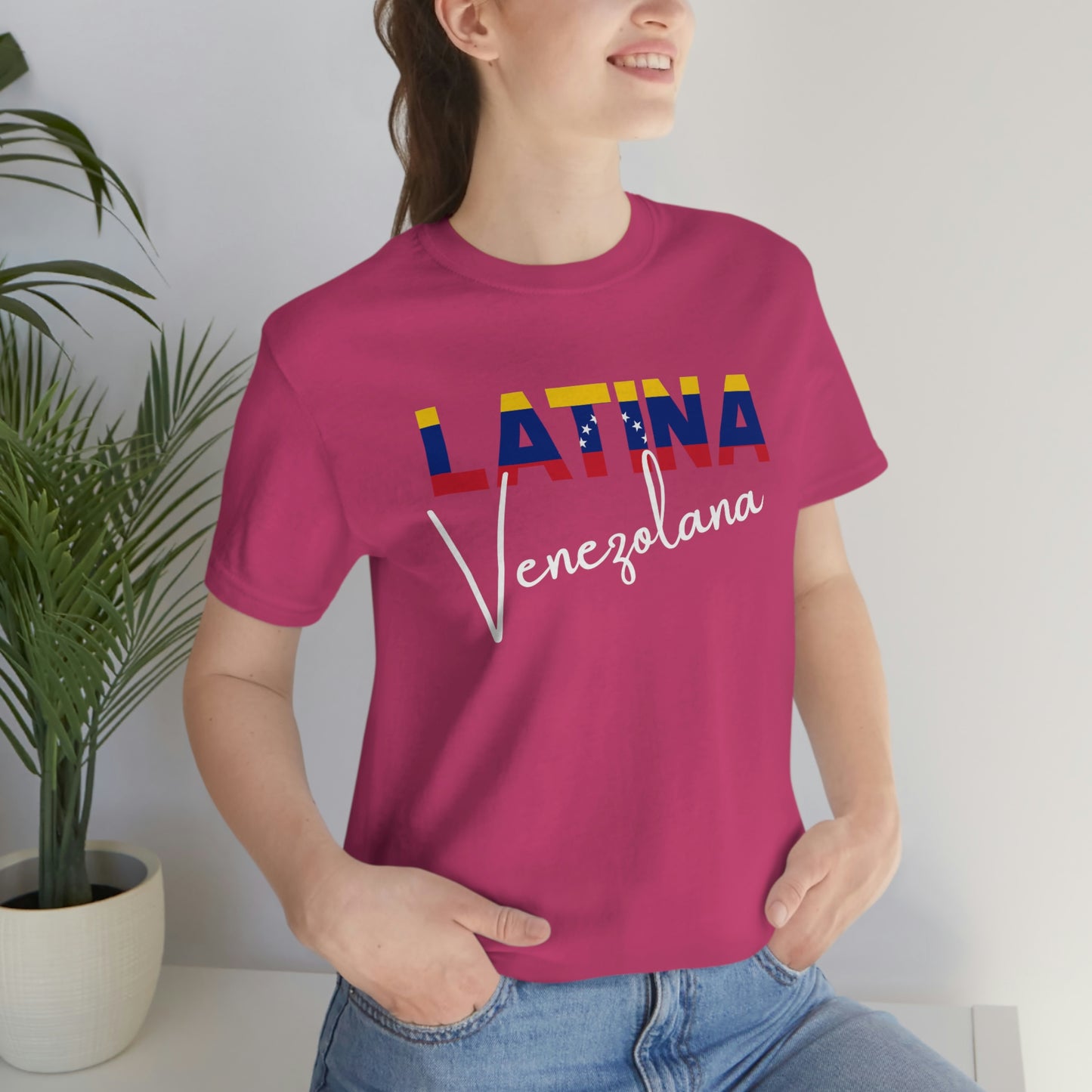 Latina Venezolana, Shirt