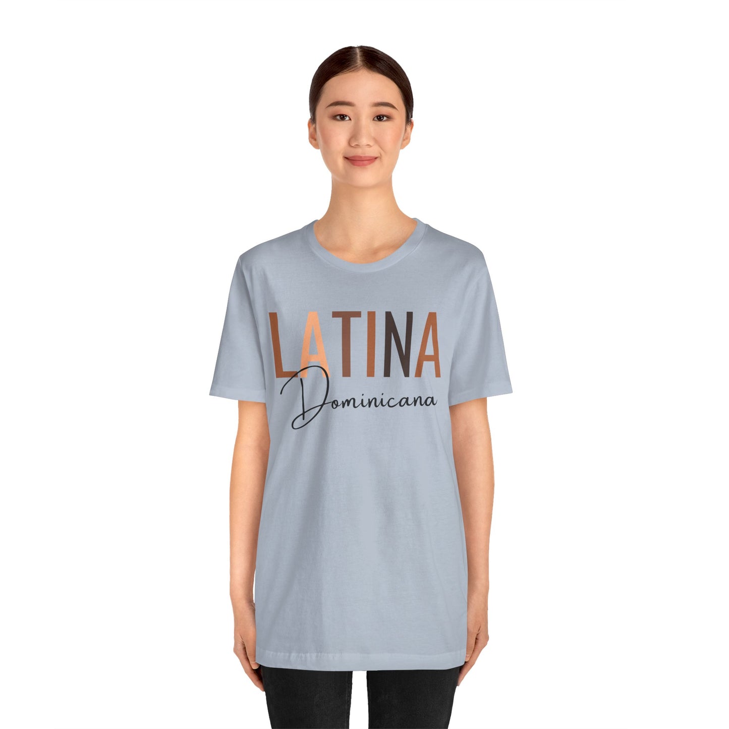 Latina Dominicana, Shirt