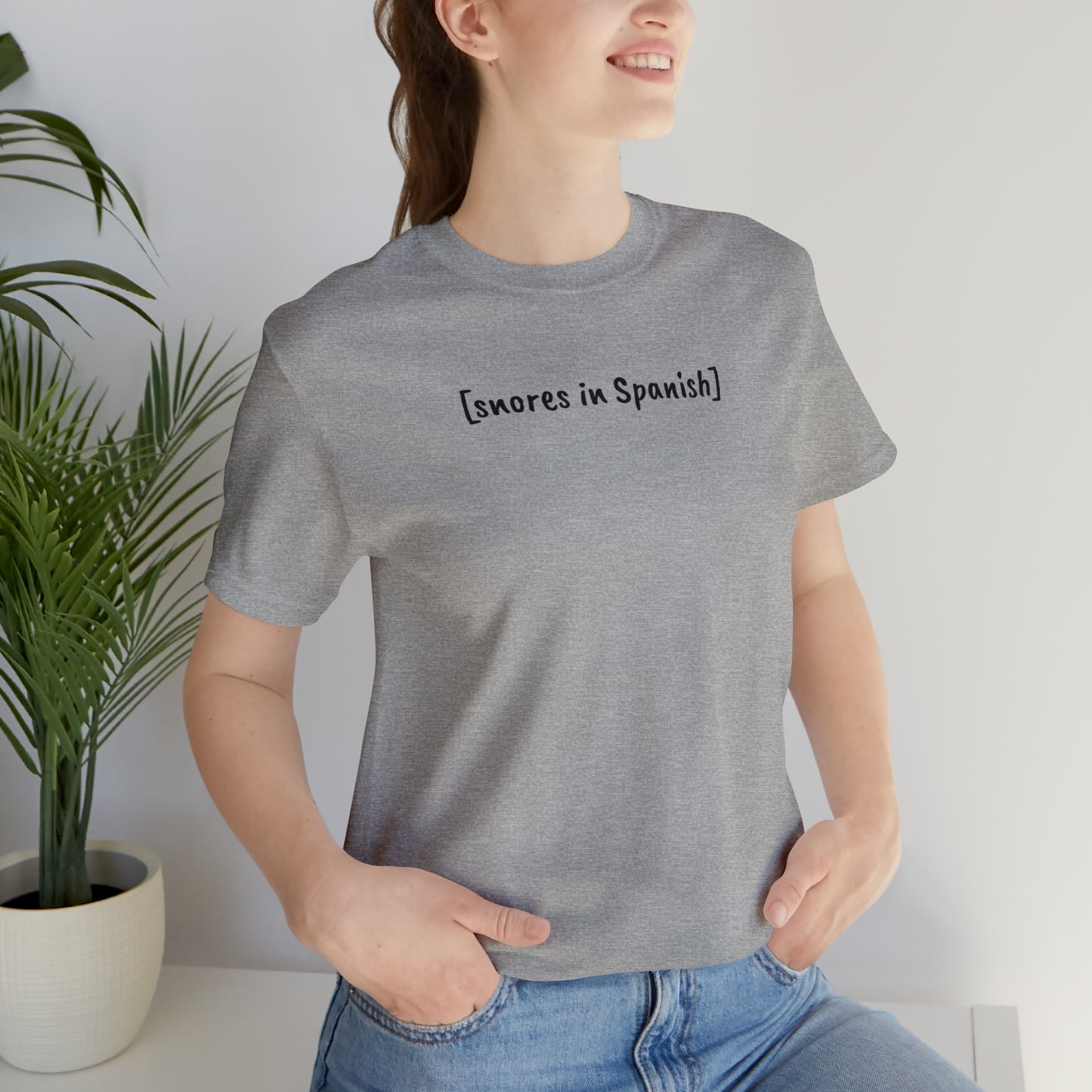 [snores in Spanish], Shirt