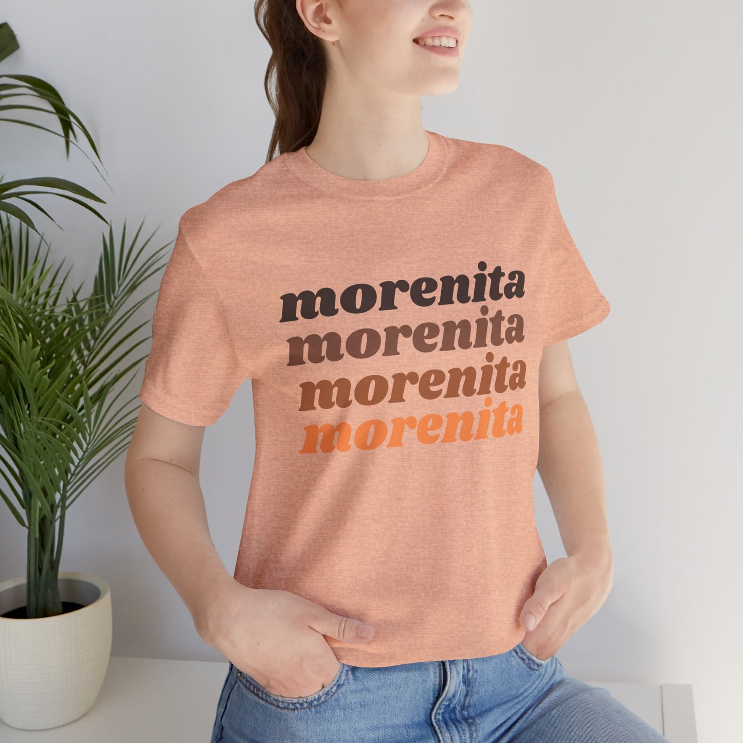 Morenita, Shirt