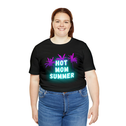 Hot Mom Summer, Shirt