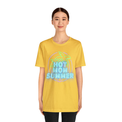 Hot Mom Summer, Shirt