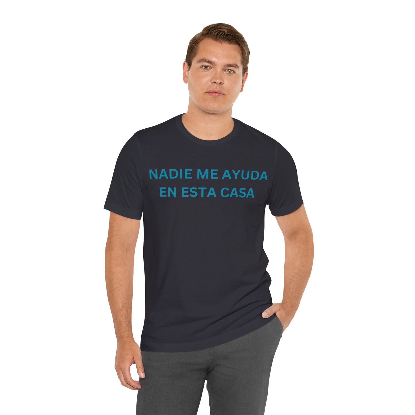 Nadie Me Ayuda, Shirt