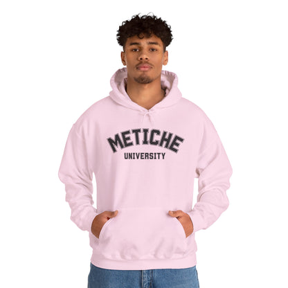 Metiche University, Hoodie
