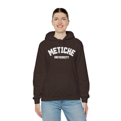 Metiche University, Hoodie