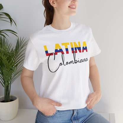 Latina Colombiana, Shirt
