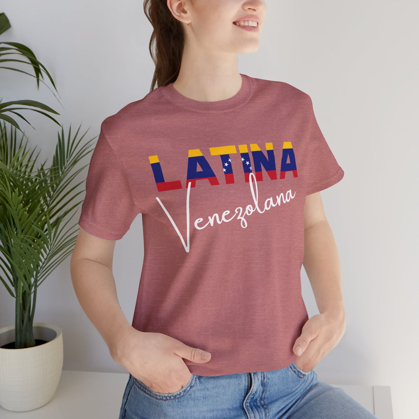 Latina Venezolana, Shirt