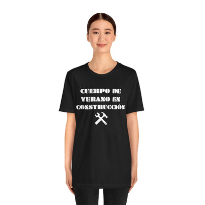 Cuerpo de Verano En Construccion, Shirt