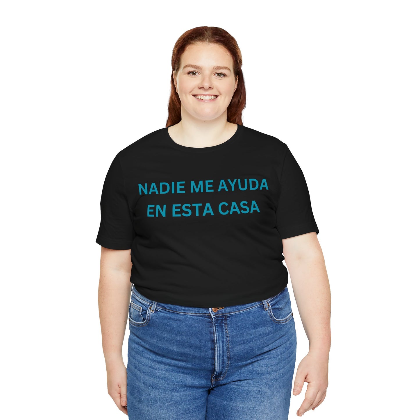 Nadie Me Ayuda, Shirt