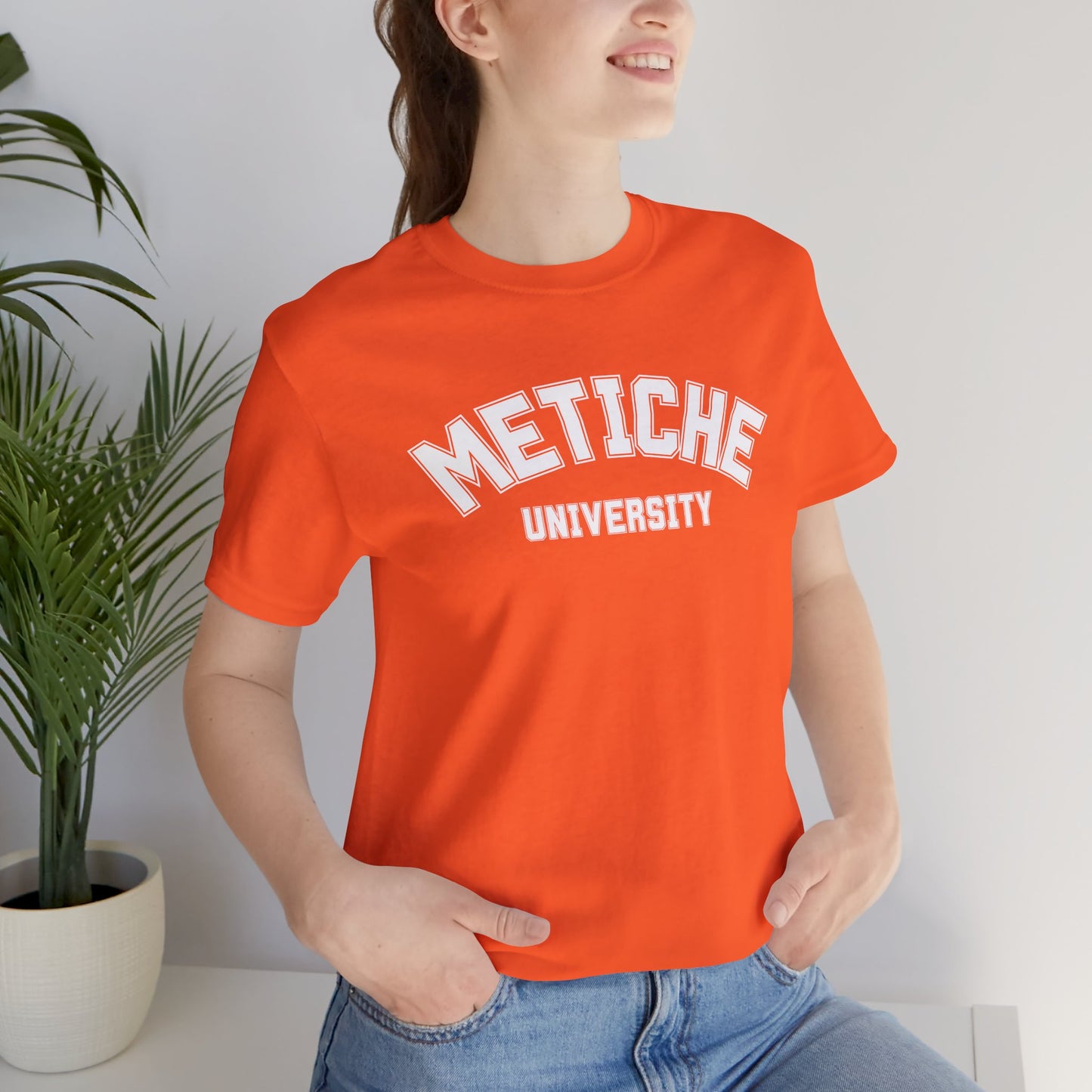 Metiche University Shirt | Funny Latina Graphic Tee