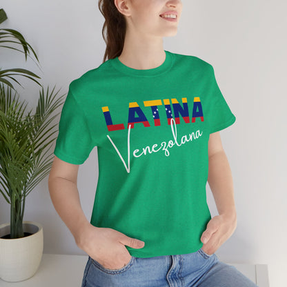 Latina Venezolana, Shirt