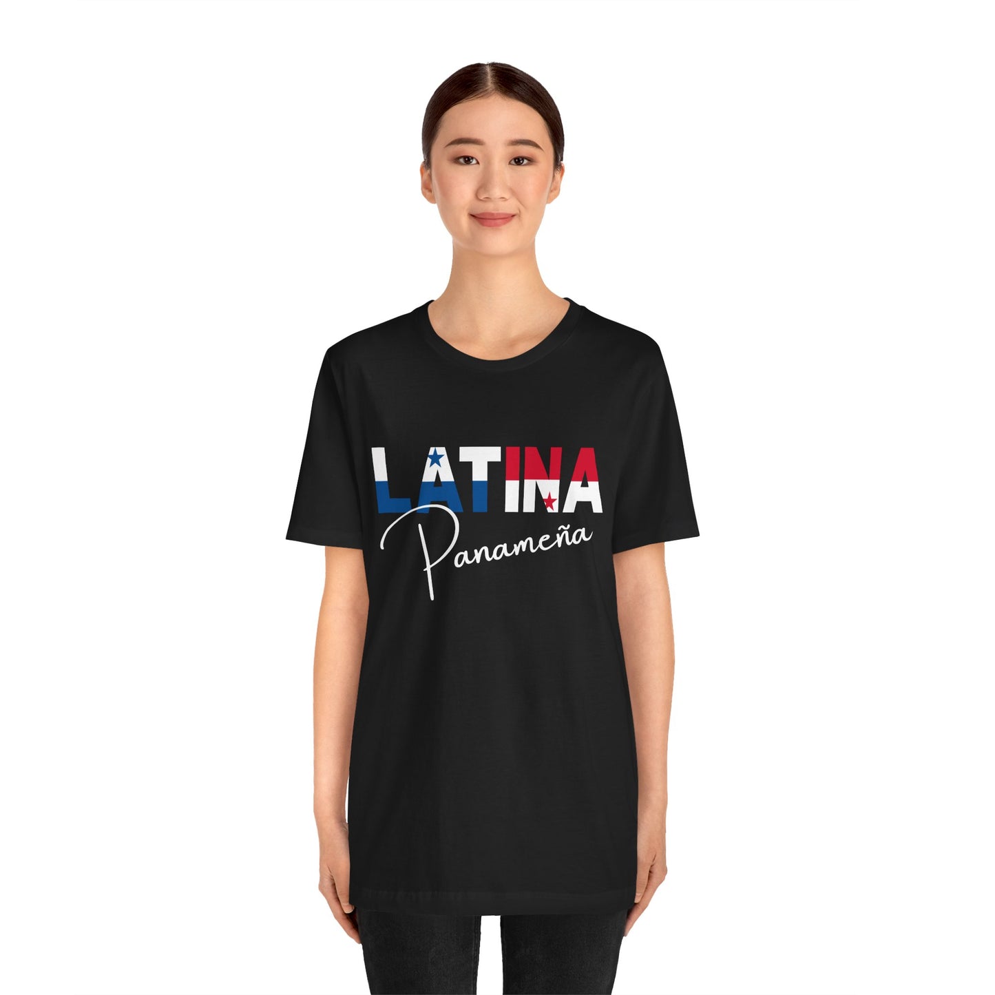 Latina Panameña, Shirt
