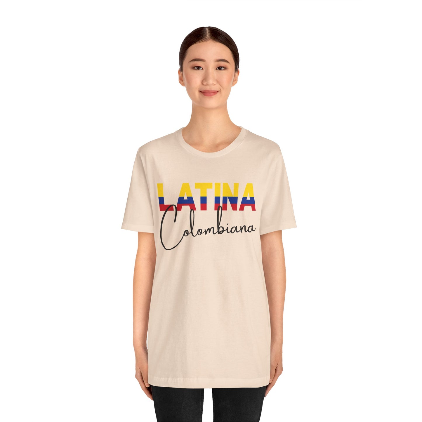 Latina Colombiana, Shirt