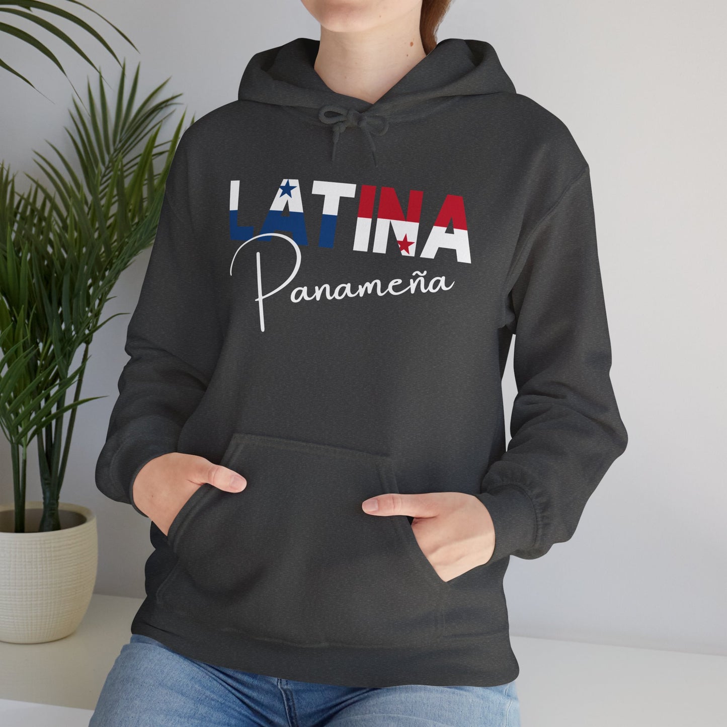 Latina Panameña, Hoodie