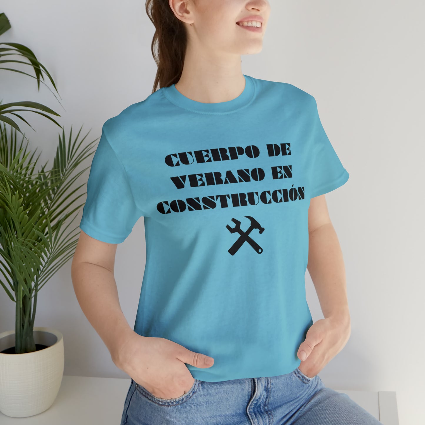 Cuerpo de Verano En Construccion, Shirt