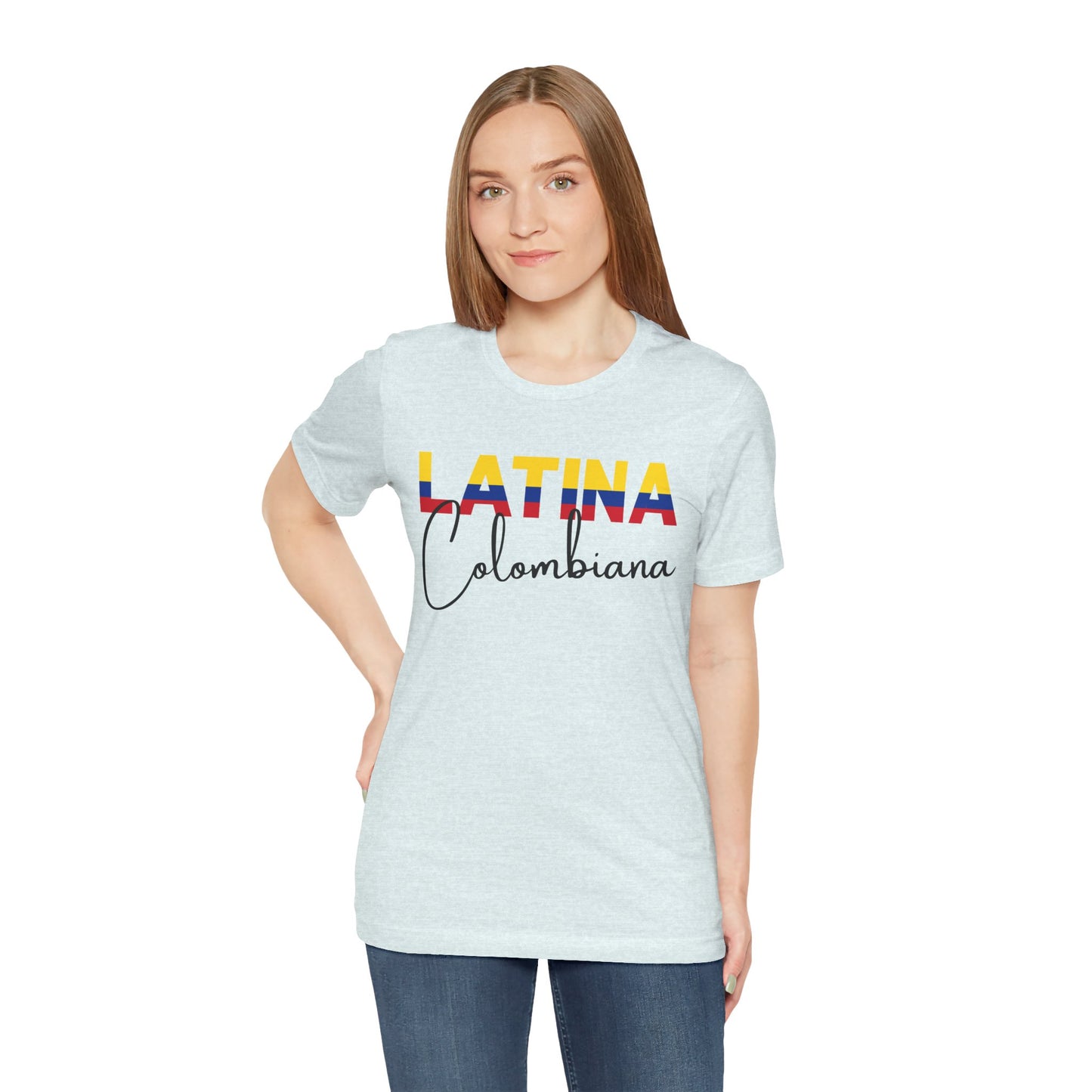 Latina Colombiana, Shirt