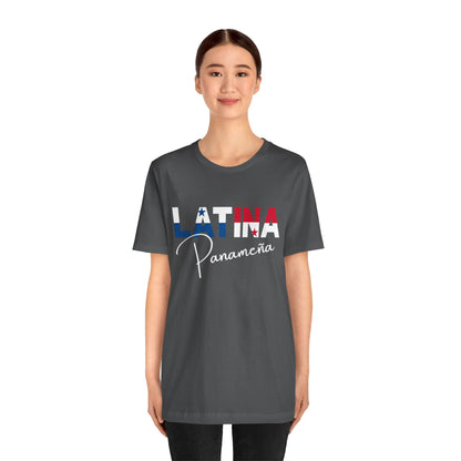 Latina Panameña, Shirt