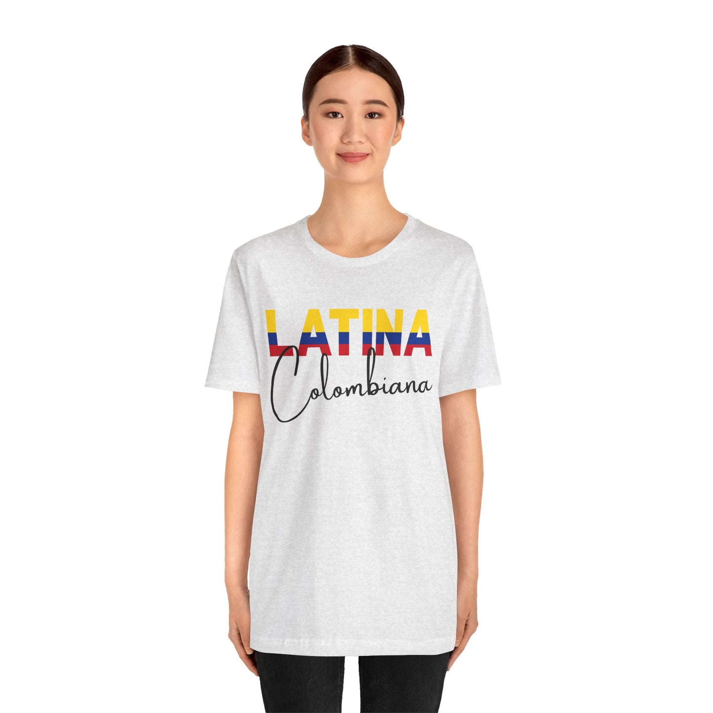 Latina Colombiana, Shirt