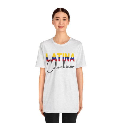 Latina Colombiana, Shirt