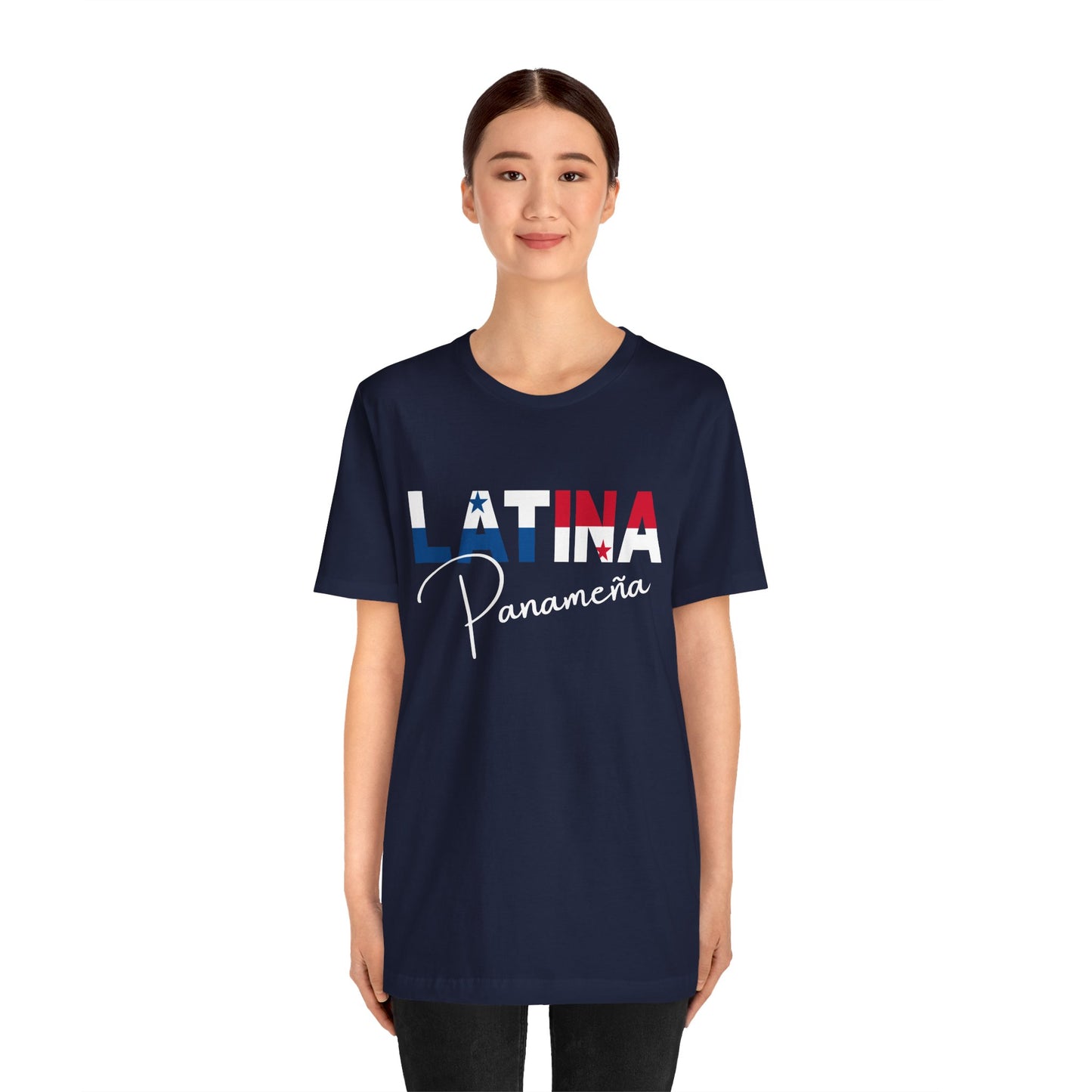 Latina Panameña, Shirt