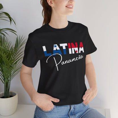 Latina Panameña, Shirt