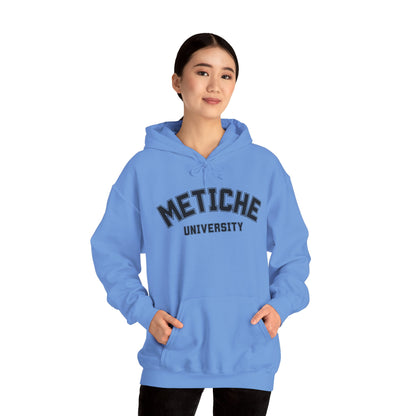 Metiche University, Hoodie
