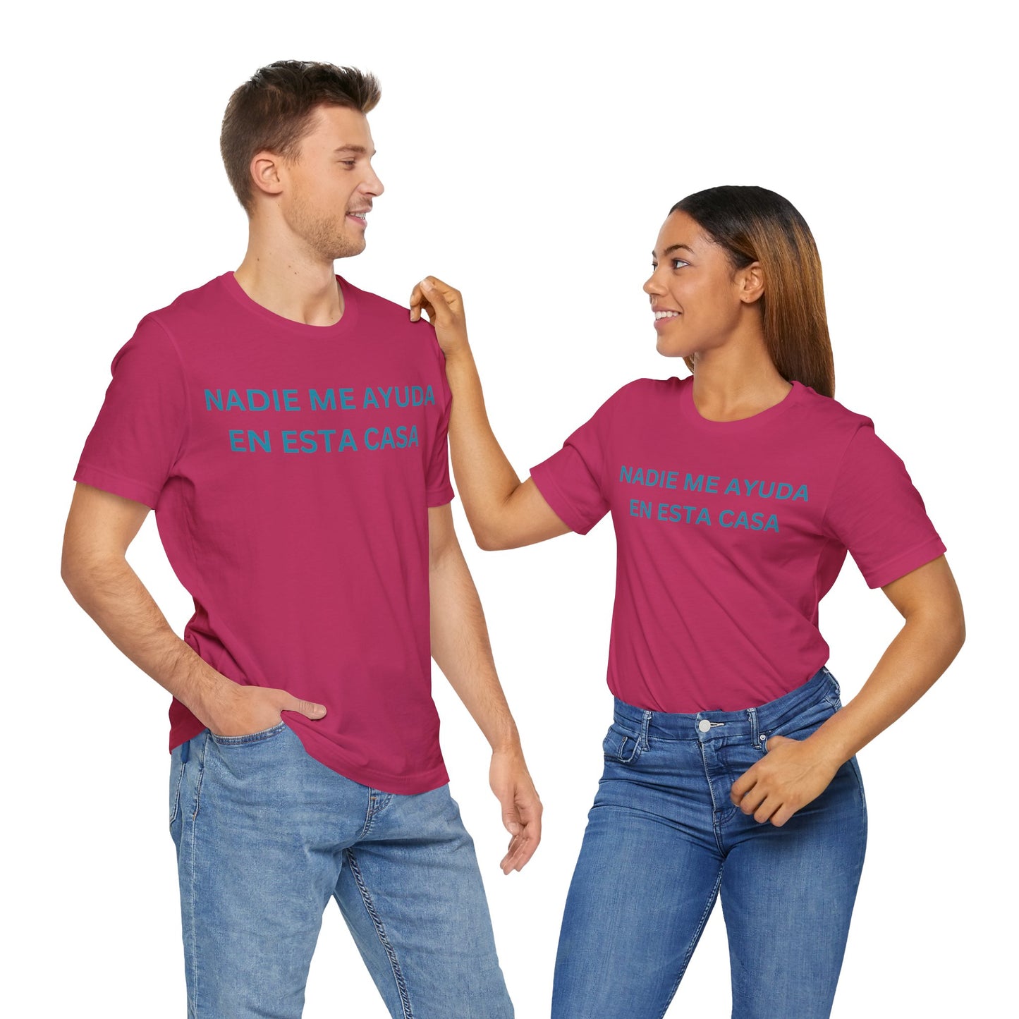 Nadie Me Ayuda, Shirt