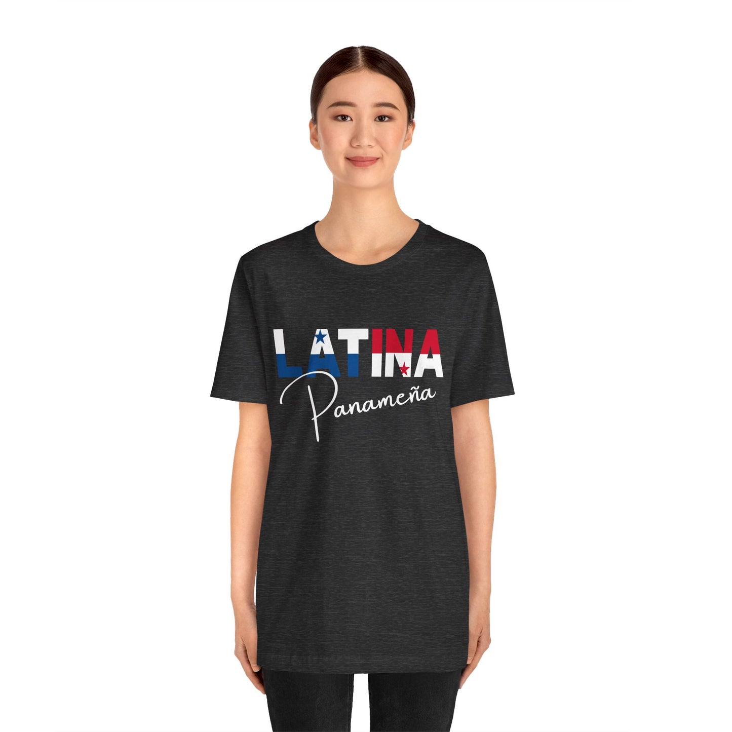 Latina Panameña, Shirt